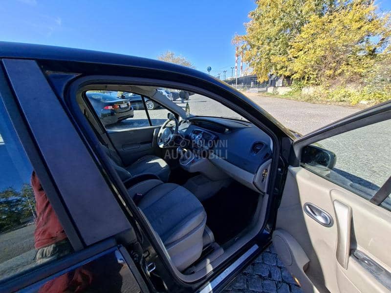 Renault Scenic 1.9Dci