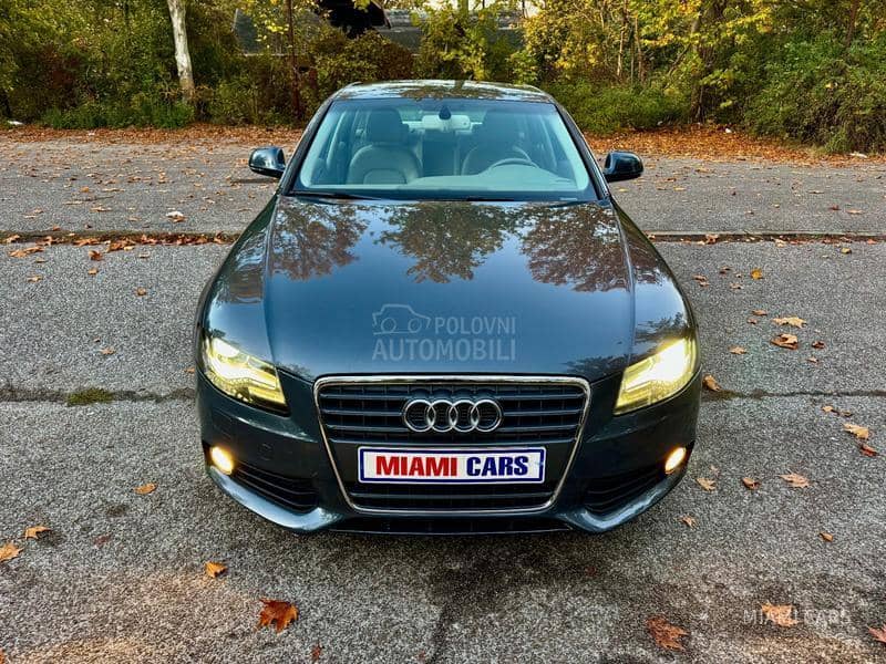 Audi A4 2.0 TDi/FUULL/AUT/