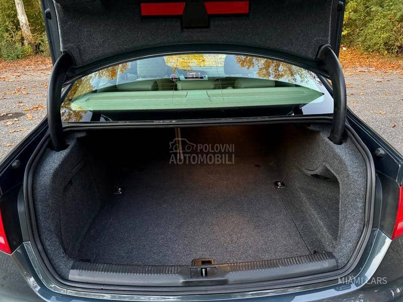 Audi A4 2.0 TDi/FUULL/AUT/