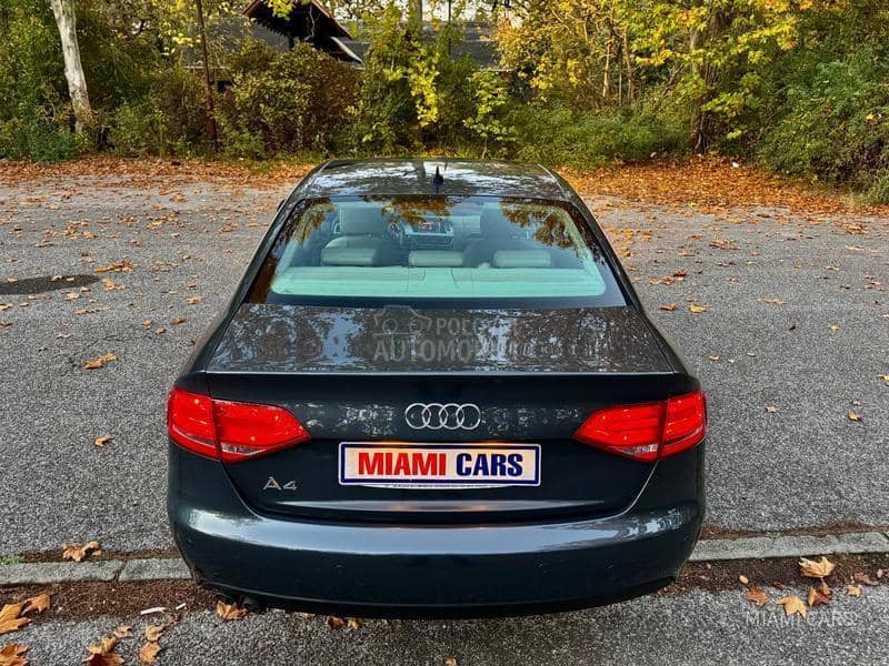Audi A4 2.0 TDi/FUULL/AUT/