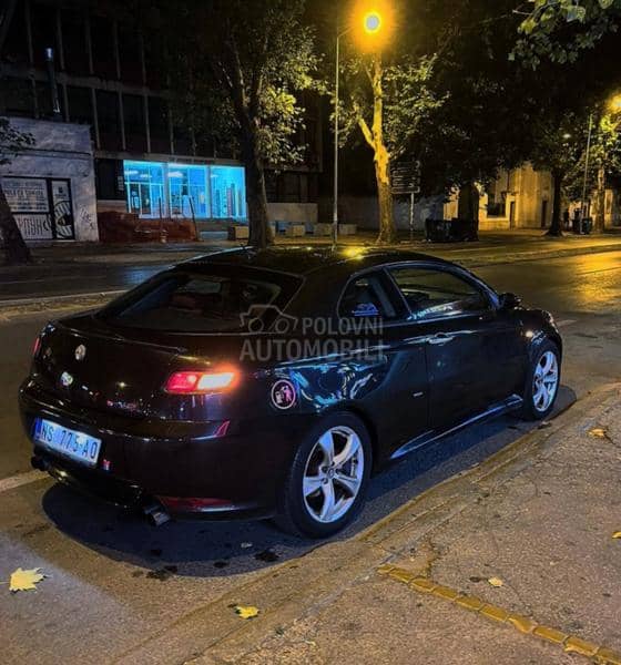 Alfa Romeo GT 