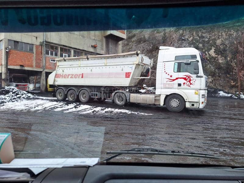 Schwarzmuller HKS3/E