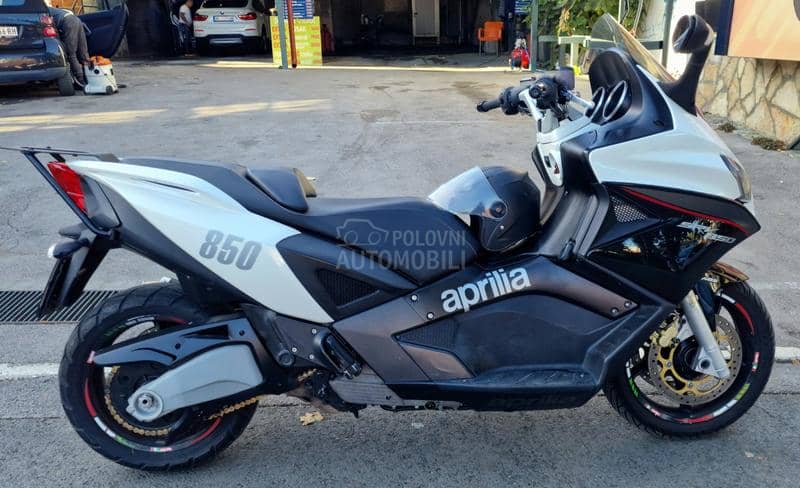 Aprilia SRV 850