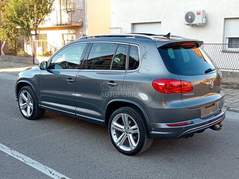 Volkswagen Tiguan R LINE N0V