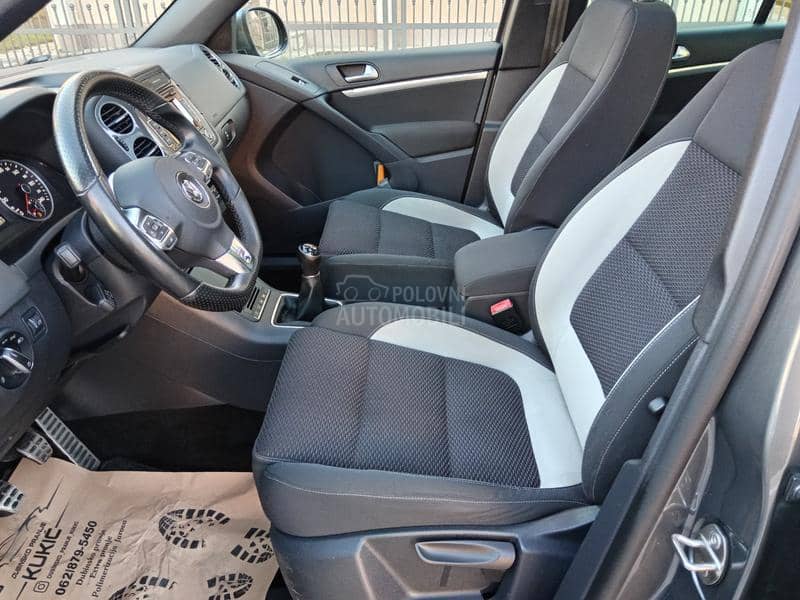 Volkswagen Tiguan R LINE N0V