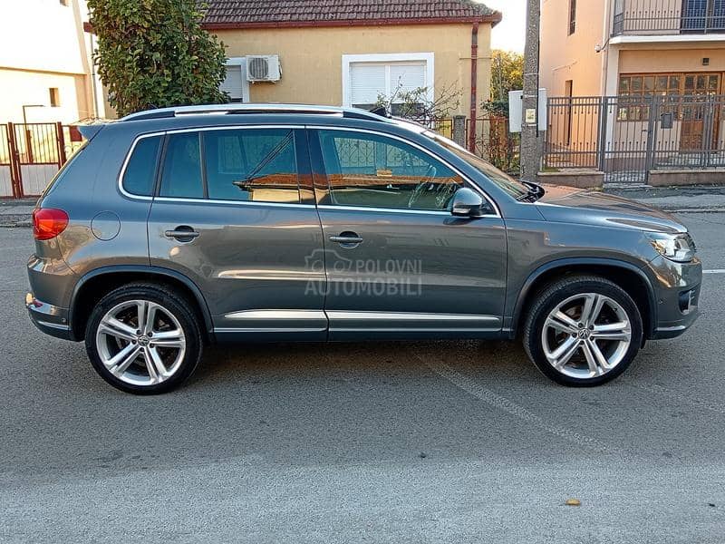 Volkswagen Tiguan R LINE N0V