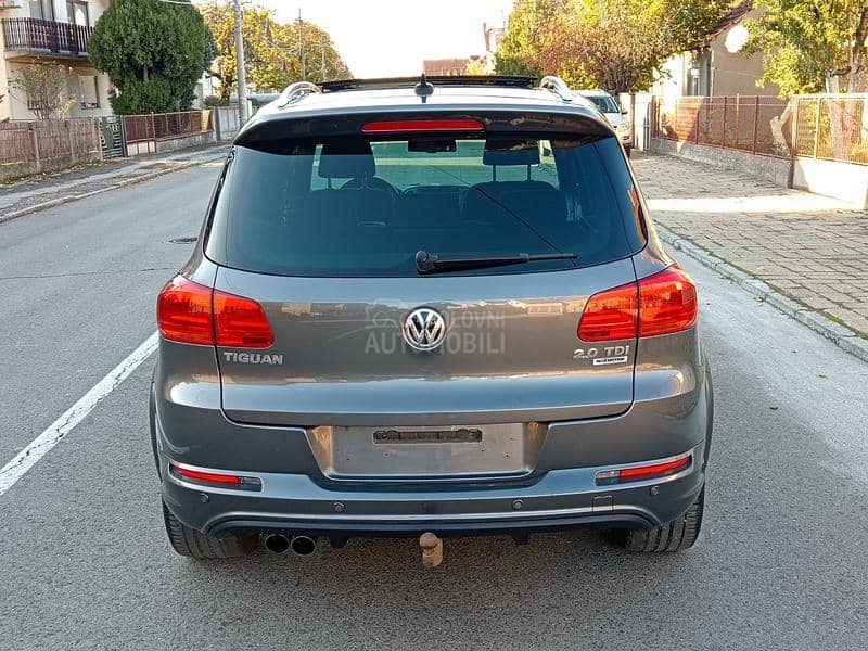 Volkswagen Tiguan R LINE N0V
