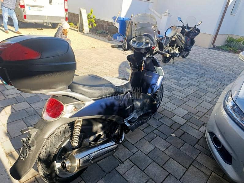 Aprilia Scarabeo 500