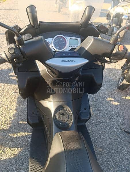 Gilera Nexus 300