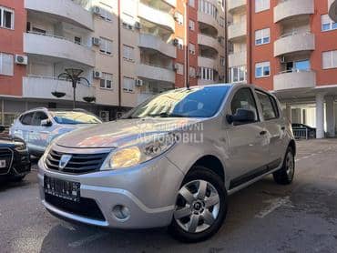 Dacia Sandero 1.2i AMBIANCE