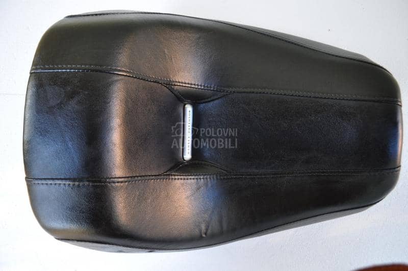 Harley Davidson Vrod sediste