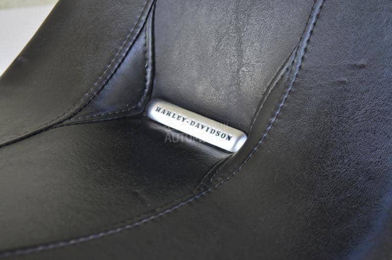 Harley Davidson Vrod sediste