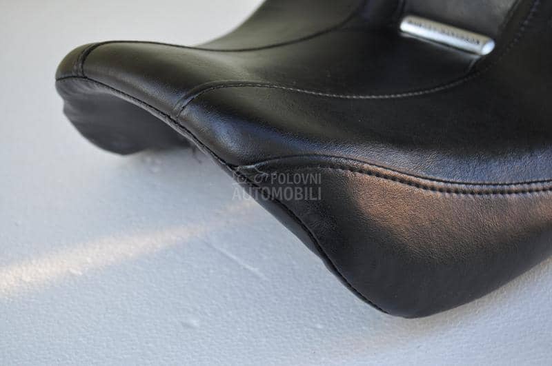 Harley Davidson Vrod sediste