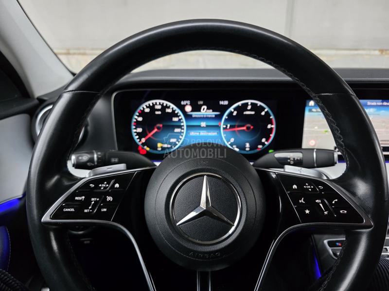 Mercedes Benz E 200 Premium