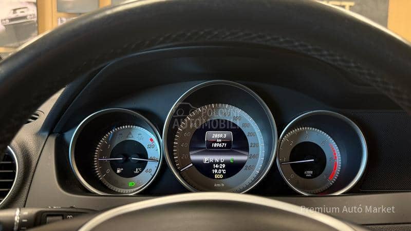 Mercedes Benz C 200 //2.2CDI/RESTY/AUT Mercedes Benz C 200 //2.2CDI/RESTY/AUT