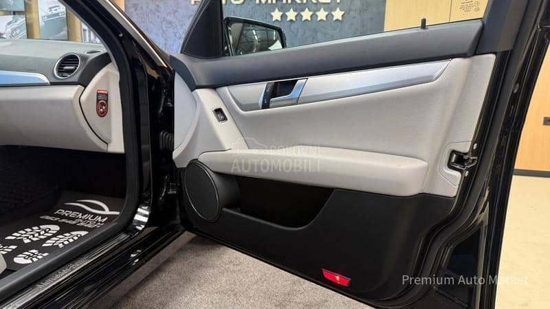 Mercedes Benz C 200 //2.2CDI/RESTY/AUT Mercedes Benz C 200 //2.2CDI/RESTY/AUT