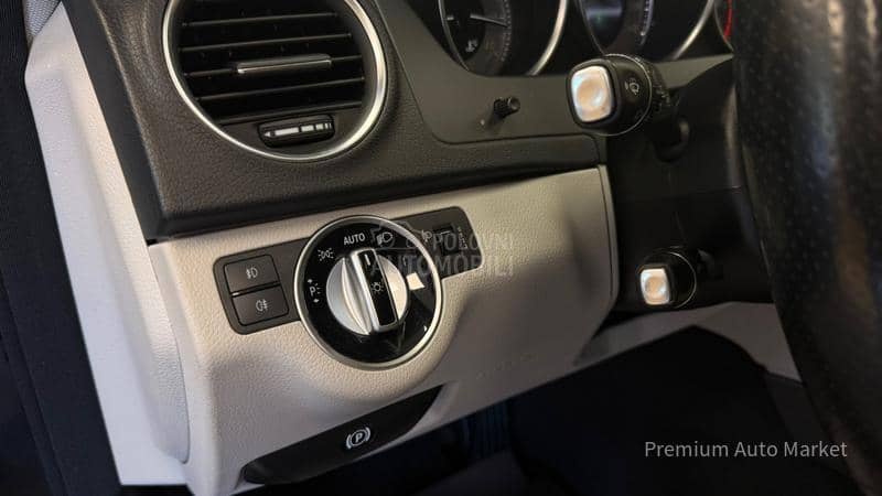 Mercedes Benz C 200 //2.2CDI/RESTY/AUT Mercedes Benz C 200 //2.2CDI/RESTY/AUT