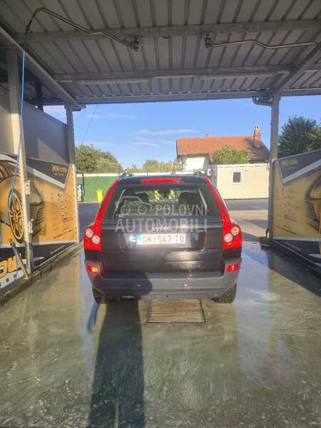 Volvo XC90 2.4 D5
