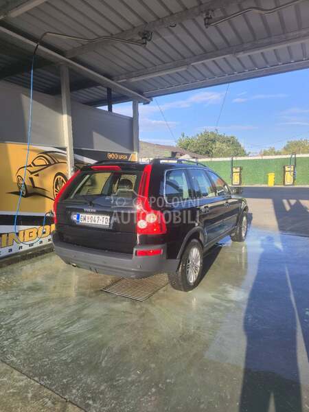 Volvo XC90 2.4 D5