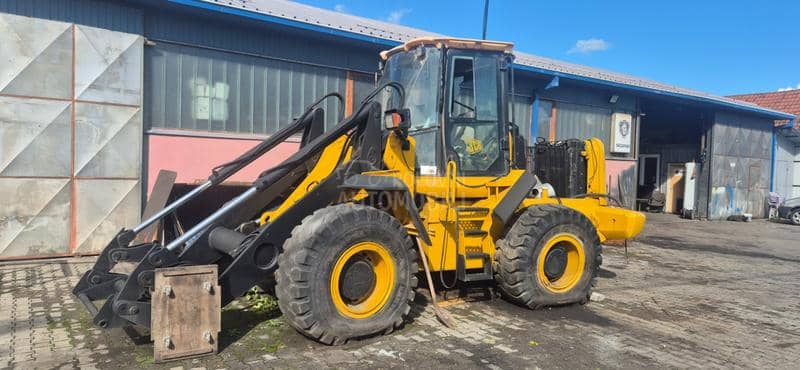 JCB 436ezx