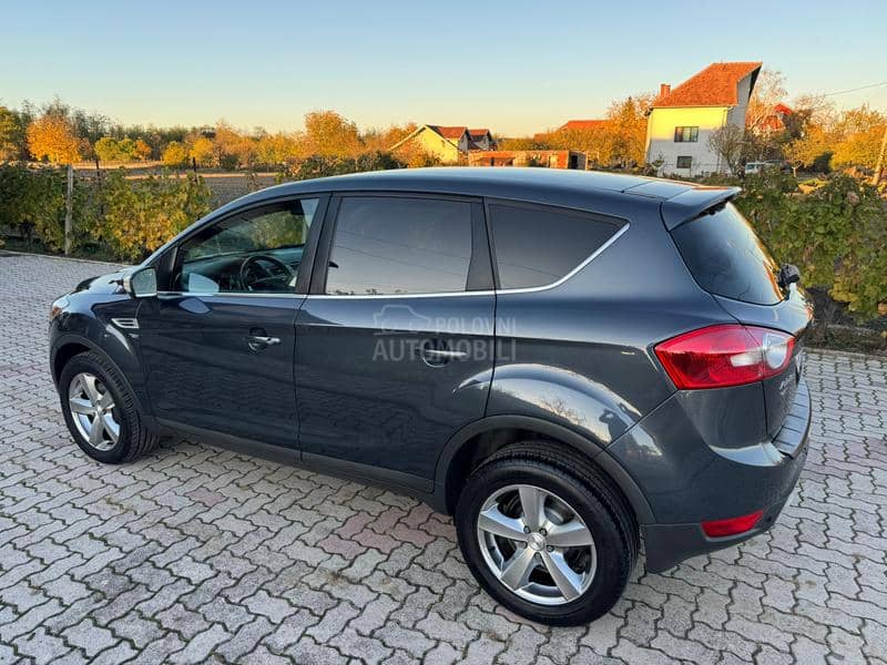 Ford Kuga 2.0 tdci 4x4 CH Ford Kuga 2.0 tdci 4x4 CH