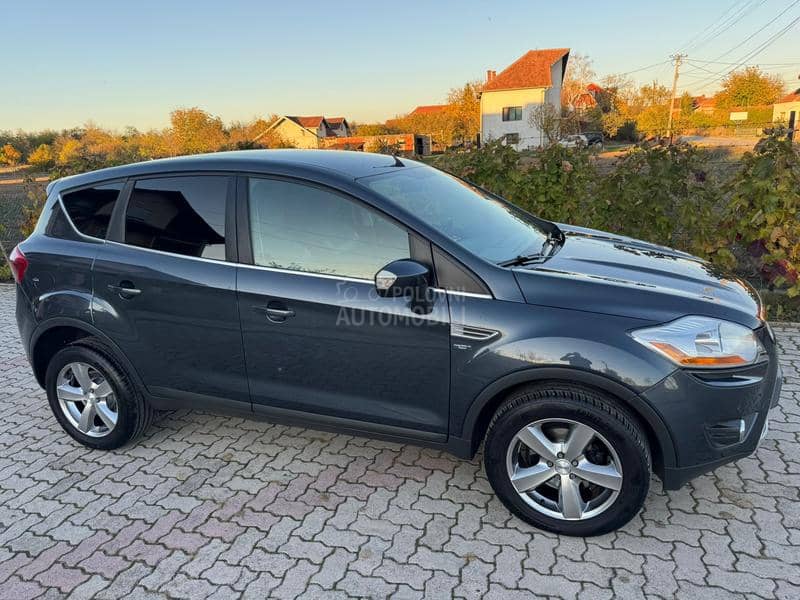 Ford Kuga 2.0 tdci 4x4 CH Ford Kuga 2.0 tdci 4x4 CH