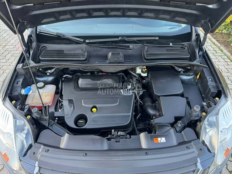 Ford Kuga 2.0 tdci 4x4 CH Ford Kuga 2.0 tdci 4x4 CH