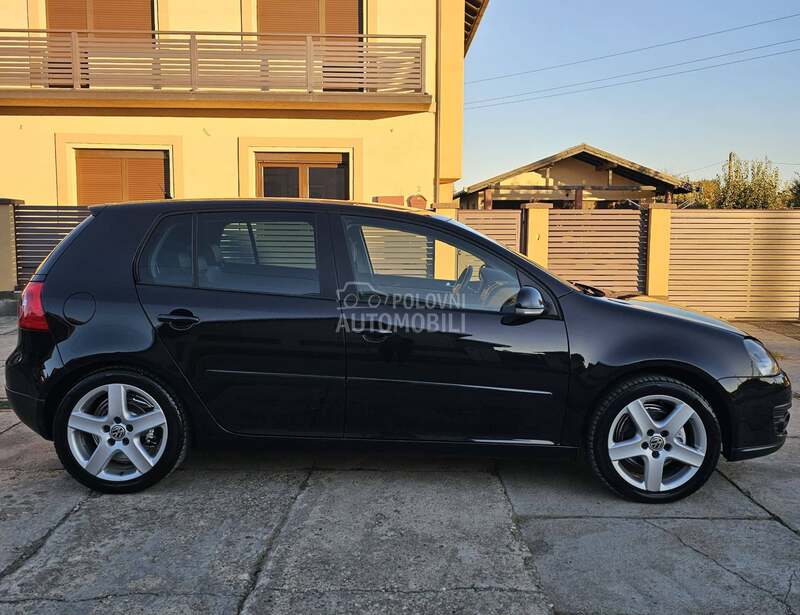 Volkswagen Golf 5 //GT