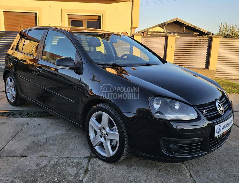 Volkswagen Golf 5 //GT