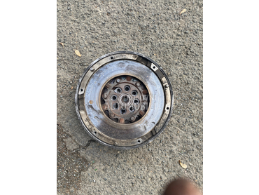 set kvacila sa zamajcem za BMW X3 od 2005. do 2008. god.