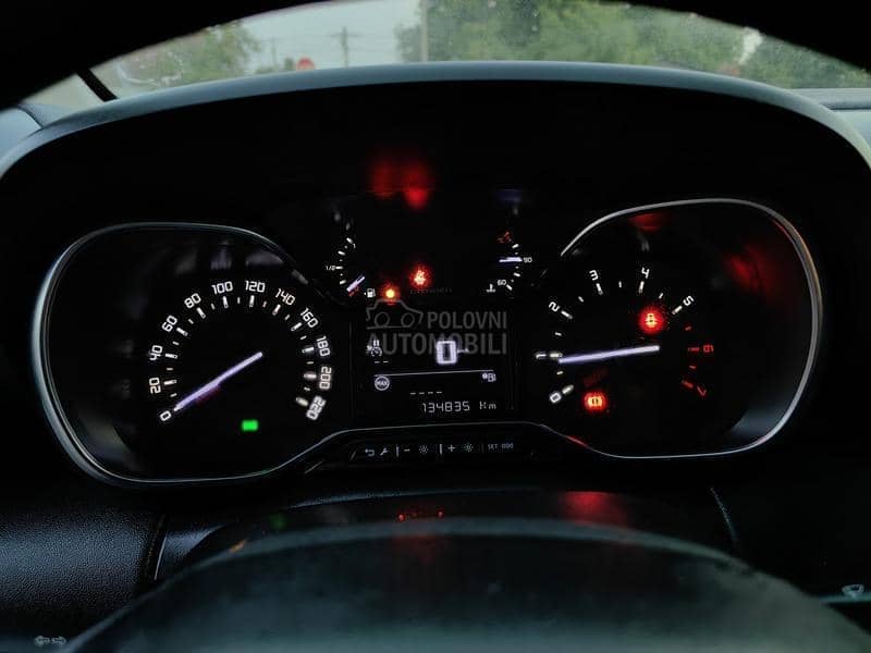 Citroen C3 Aircross 1.5Bluehdi SHINE