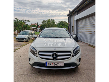 Mercedes Benz GLA 220 SUV