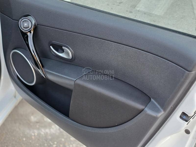 Renault Clio 1.2 nigh/day