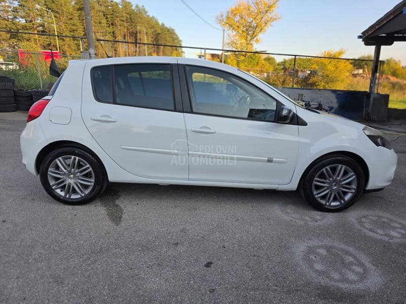 Renault Clio 1.2 nigh/day