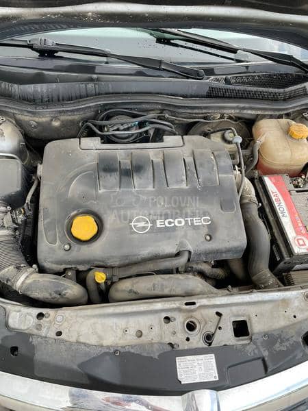 Opel Astra H GTC 1.9 CDTI COSMO