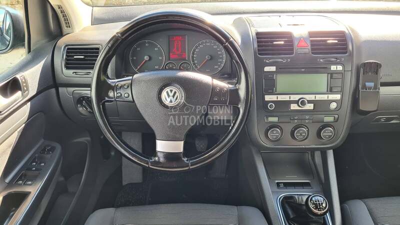 Volkswagen Golf 5 1.9TDI  BLUEMOTION