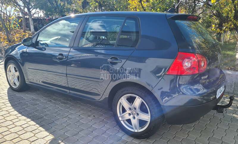 Volkswagen Golf 5 1.9TDI  BLUEMOTION