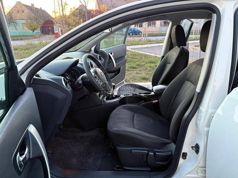 Nissan Qashqai 1,5 dci urban