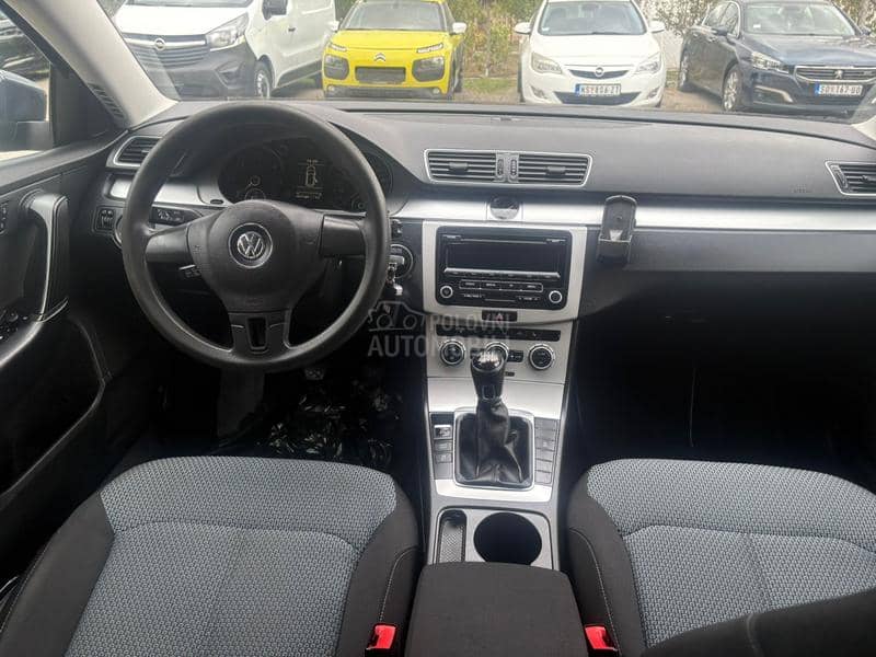 Volkswagen Passat B7 1.6 tdi /T O P/