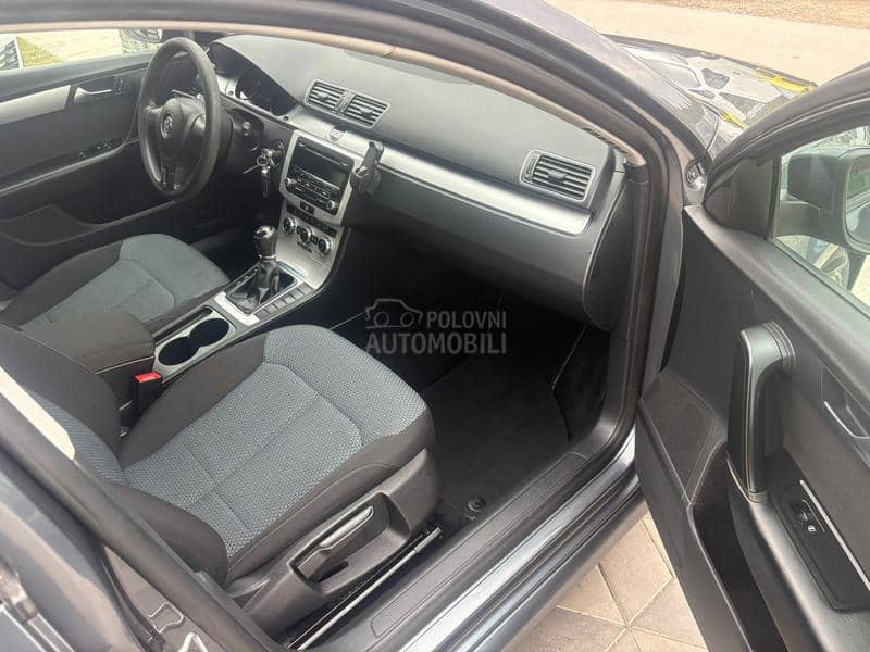 Volkswagen Passat B7 1.6 tdi /T O P/