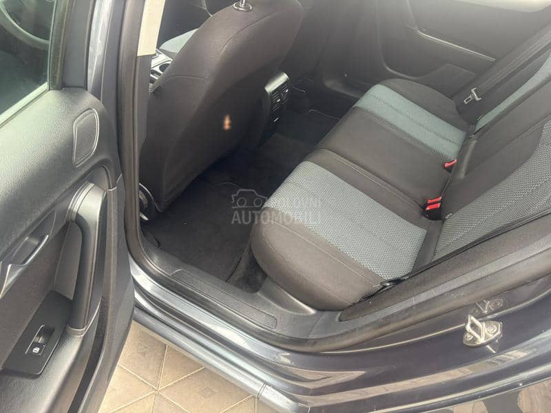 Volkswagen Passat B7 1.6 tdi /T O P/