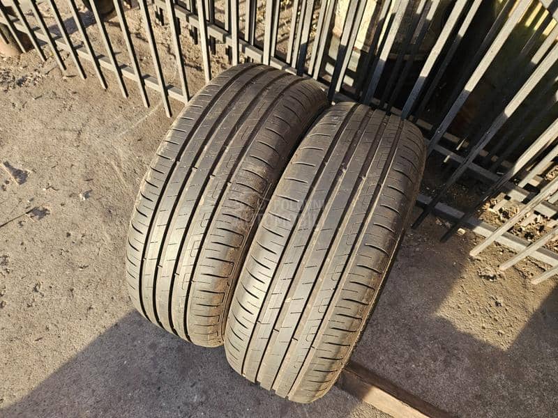 Goodyear 215/55 R17 Letnja
