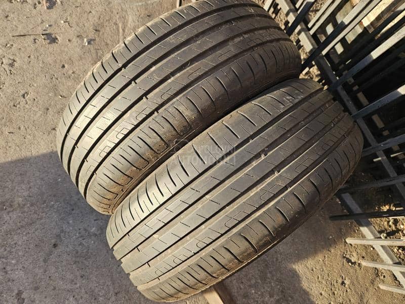 Goodyear 215/55 R17 Letnja