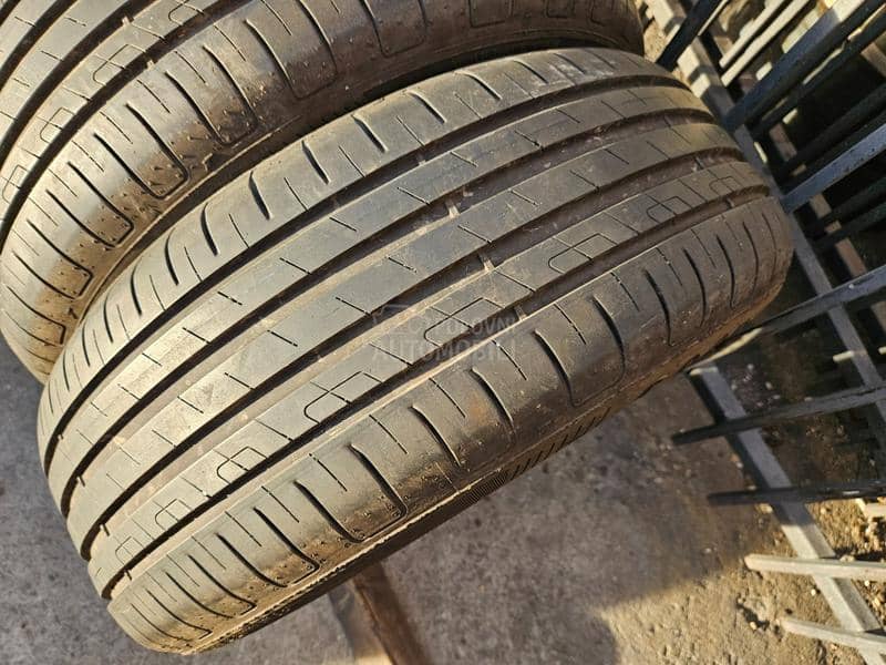 Goodyear 215/55 R17 Letnja