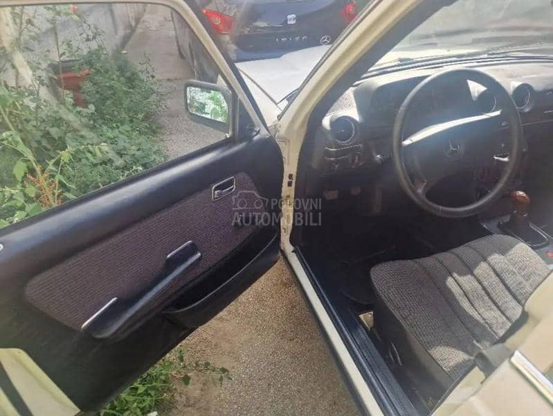 Mercedes Benz W123 2.0d