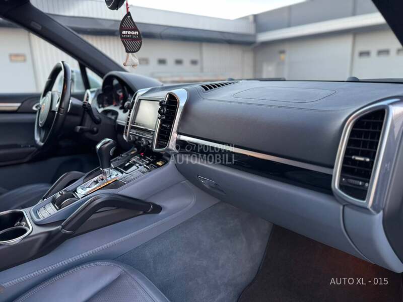 Porsche Cayenne 3.0D // N.O.V