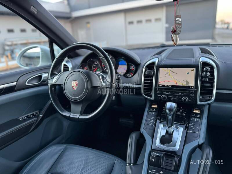Porsche Cayenne 3.0D // N.O.V