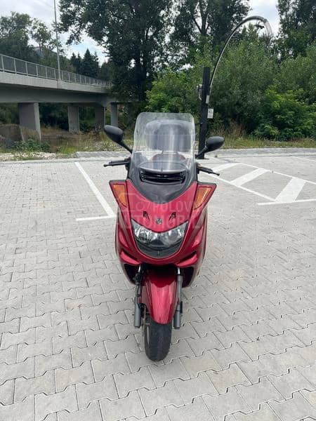 Yamaha Majesty