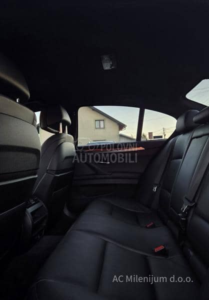 BMW 530 D X-drive M-paket