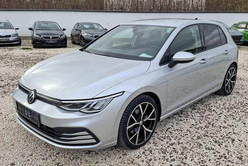 Volkswagen Golf 8 2.0TDi/DSG/ACC